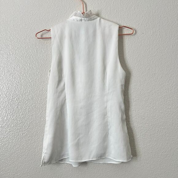 White House Black Market ruffle V-neck tank Sleeveless Top ivory white - Picture 2 of 4